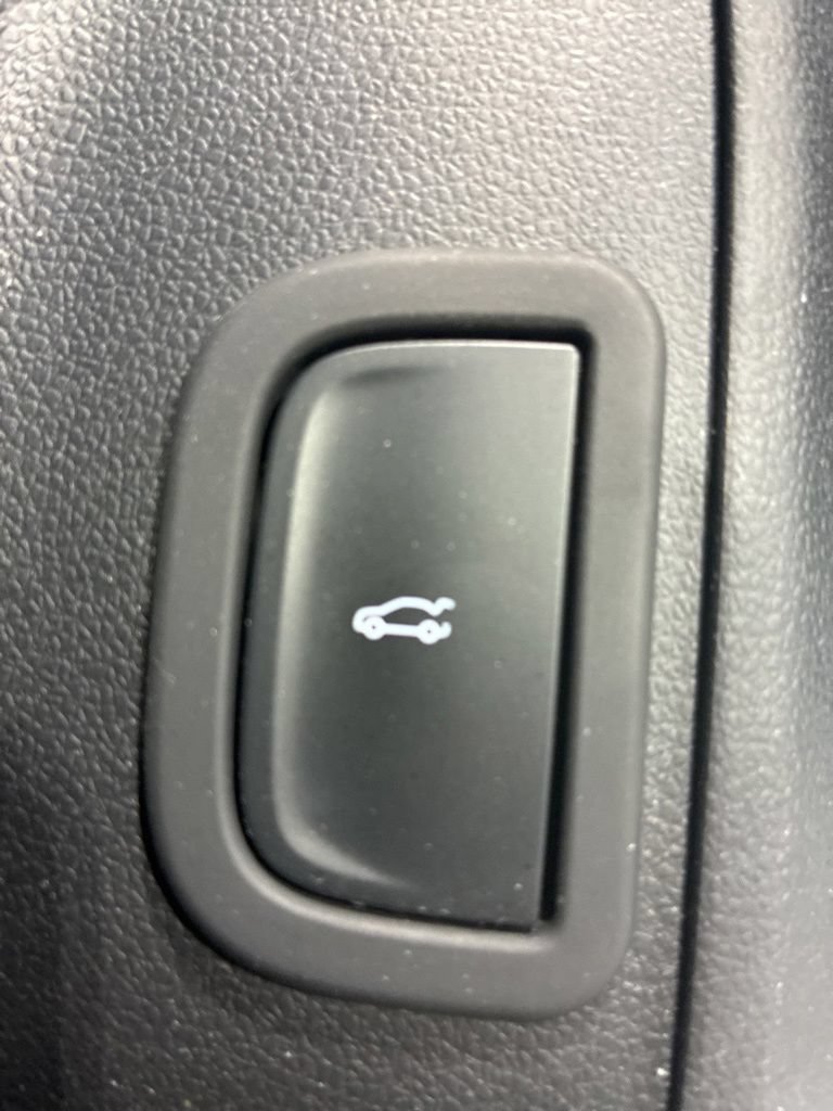 Used 2026 Buick Enclave Preferred AWD/4WD image 40