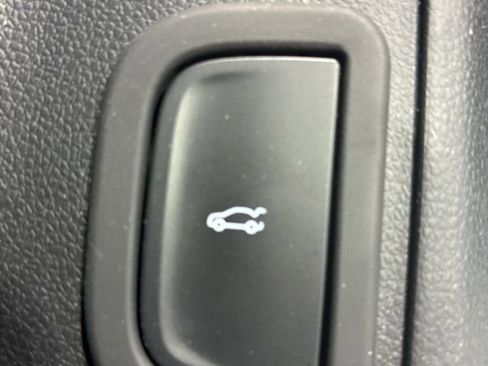 Used 2026 Buick Enclave Preferred AWD/4WD image 40