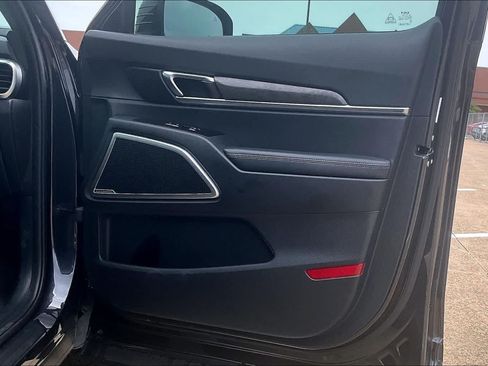 Certified 2025 Kia Telluride AWD image 26