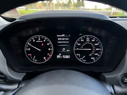 Used 2024 Subaru Crosstrek 2.0i Premium w/ Crosstrek Mirror Package image 23