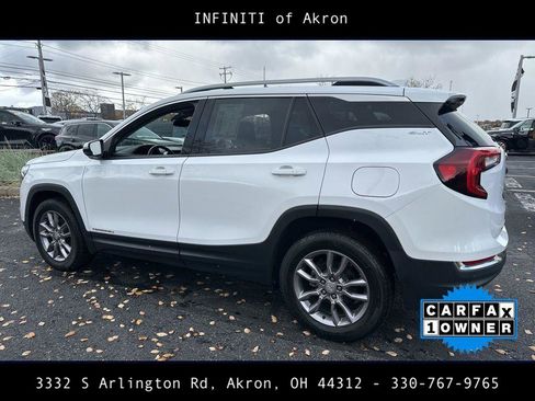 Used 2022 GMC Terrain SLT w/ Tech Package image 12