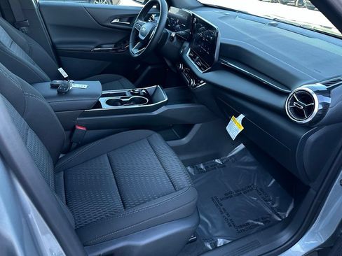 New 2027 Chevrolet Equinox LT w/ Safety and Technology Package FWD image 16