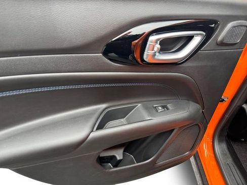 New 2026 Jeep Compass Limited w/ Sun, Sound & Navigation Group AWD/4WD image 16