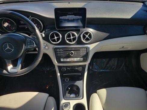Certified 2018 Mercedes-Benz GLA 250 image 15