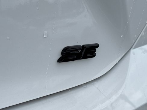 Certified 2026 Toyota Camry SE image 15