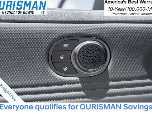 New 2025 Hyundai Elantra Limited image 37