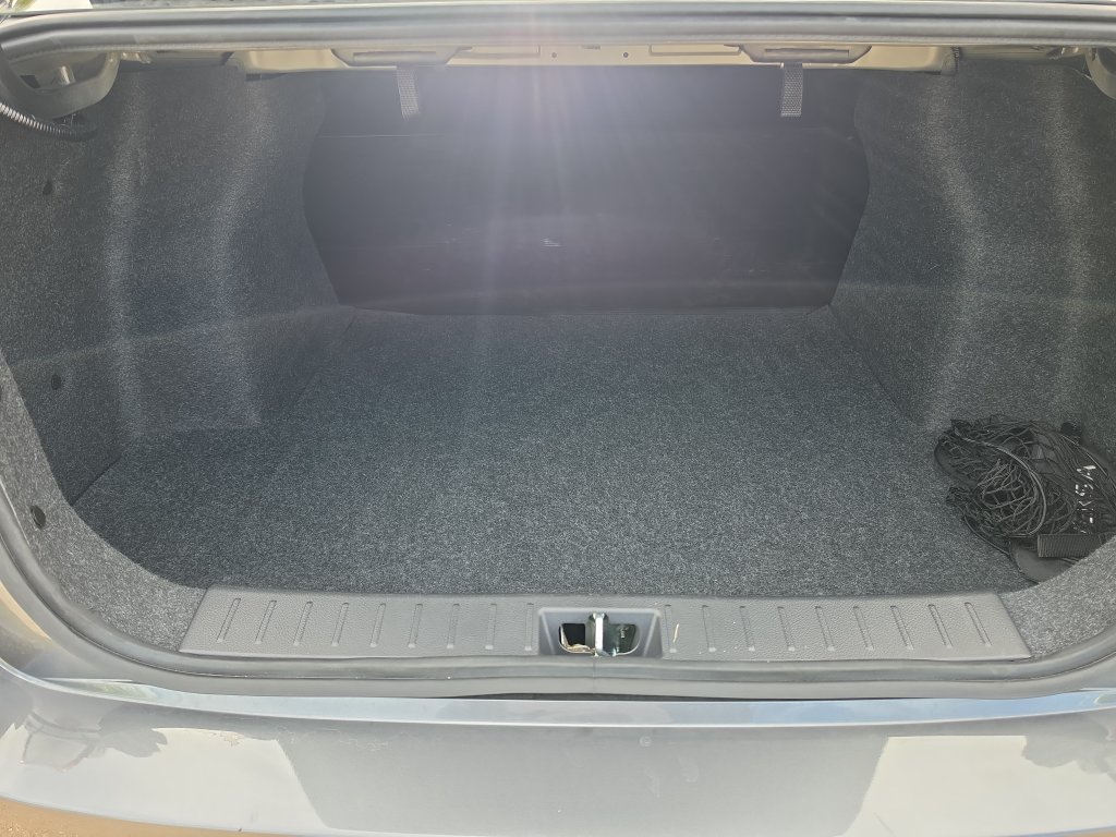 Used 2025 Nissan Versa S w/ Trunk Package FWD image 23