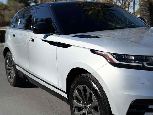 Used 2020 Land Rover Range Rover Velar R-Dynamic S image 42