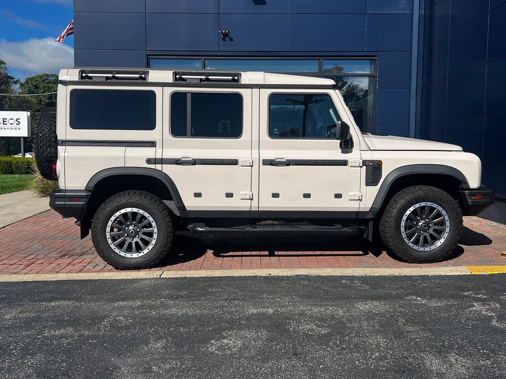 Used 2025 INEOS Grenadier Station Wagon AWD/4WD image 6