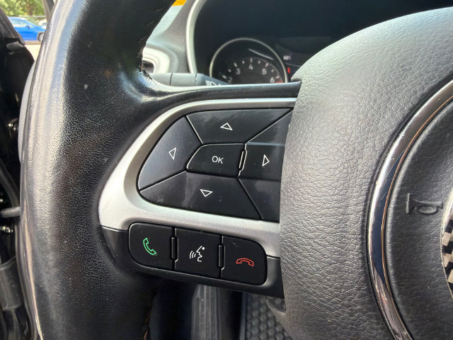 Used 2018 Jeep Compass Latitude w/ Popular Equipment Group AWD/4WD image 30