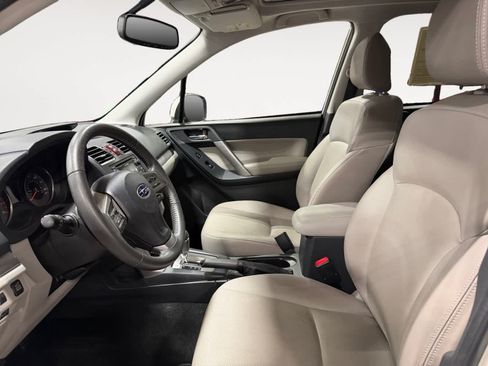 Used 2015 Subaru Forester 2.5i Limited w/ Popular Package #2 AWD/4WD image 10