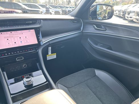 New 2026 Jeep Grand Cherokee Altitude image 58