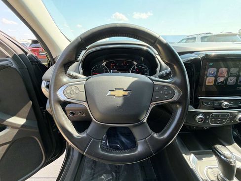 Used 2019 Chevrolet Traverse LT FWD image 19