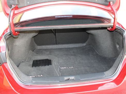 Used 2023 Nissan Sentra SV FWD image 17