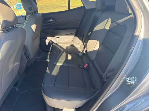 New 2026 Chevrolet Trax ACTIV w/ Sunroof Package image 23