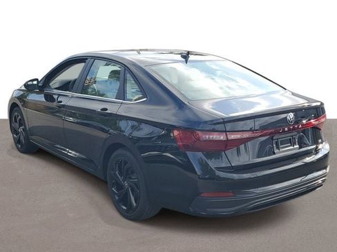 New 2026 Volkswagen Jetta SE FWD image 3