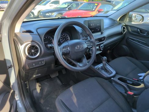 Used 2022 Hyundai Kona SEL FWD image 7