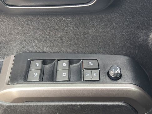 Used 2023 Toyota Tacoma SR5 image 19