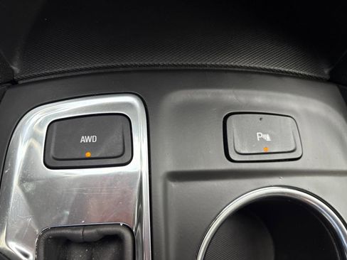 Used 2022 Chevrolet Equinox LT image 24