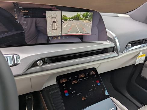 New 2026 Cadillac Vistiq Sport AWD/4WD image 7