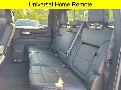 Used 2025 Chevrolet Silverado 1500 High Country AWD/4WD image 27