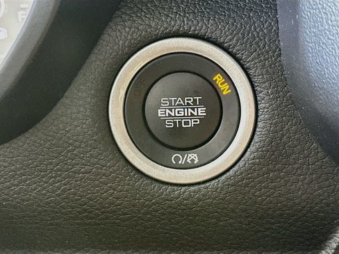 Used 2025 RAM 1500 Laramie w/ Sport Appearance Package AWD/4WD image 27