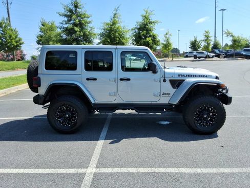 Used 2023 Jeep Wrangler Unlimited Rubicon 392 AWD/4WD image 4