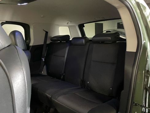 Used 2014 Toyota FJ Cruiser 4WD w/ Convenience Package image 14
