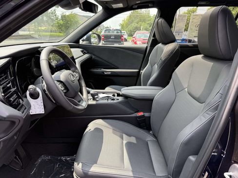 Used 2026 Lexus TX 350 AWD w/ Technology Package image 13