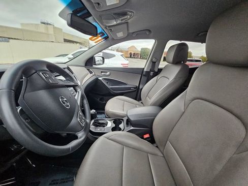 Used 2018 Hyundai Santa Fe Sport image 12