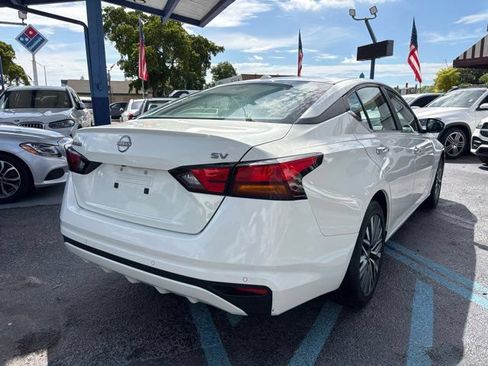 Used 2023 Nissan Altima 2.5 SV FWD image 6