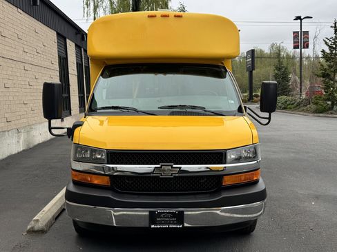 Used 2014 Chevrolet Express 3500 image 7