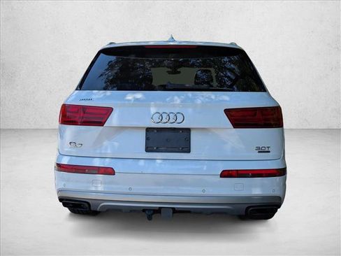 Used 2018 Audi Q7 3.0T Premium Plus w/ Premium Plus Package AWD/4WD image 7