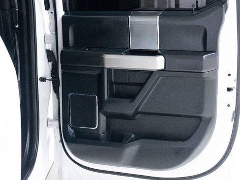Used 2017 Ford F150 Lariat RWD image 26