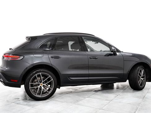Used 2024 Porsche Macan AWD/4WD image 7