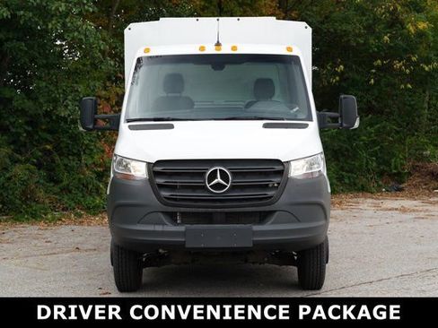 Used 2023 Mercedes-Benz Sprinter 3500 image 8