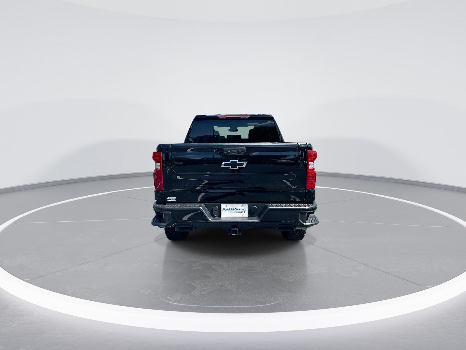 Used 2026 Chevrolet Silverado 1500 Custom Trail Boss w/ Midnight Edition AWD/4WD image 8