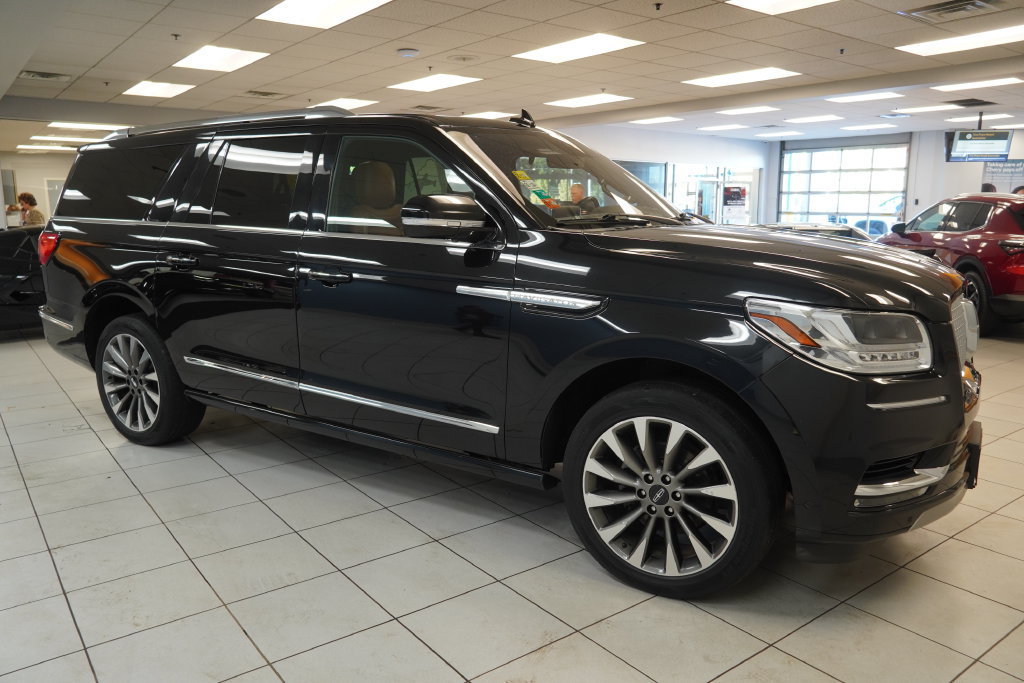 Used 2020 Lincoln Navigator L Reserve AWD/4WD image 18