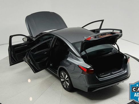 Used 2022 Nissan Altima 2.5 SV FWD image 28
