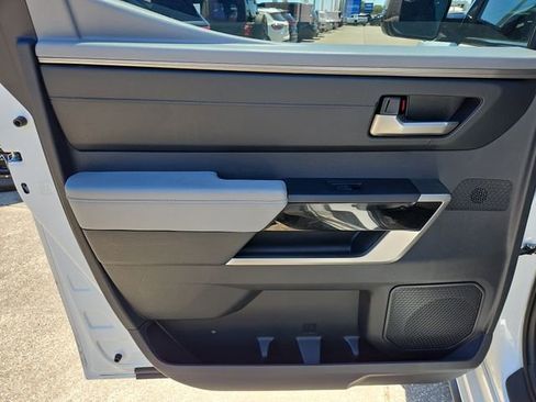 Used 2024 Toyota Tundra Limited image 12