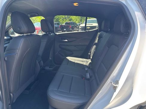 New 2026 Buick Envista Sport Touring w/ Convenience I Package FWD image 10