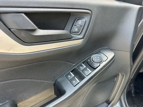 Used 2022 Ford Escape SE w/ Convenience Package FWD image 14