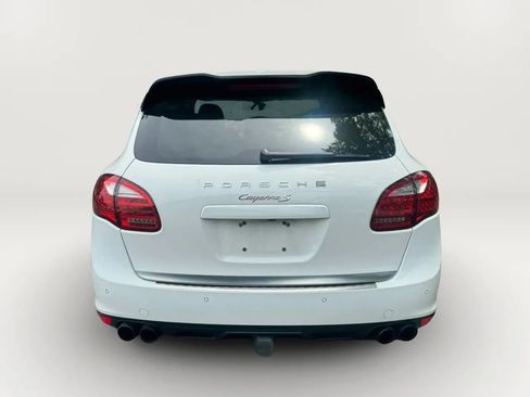 Used 2013 Porsche Cayenne S AWD/4WD image 8