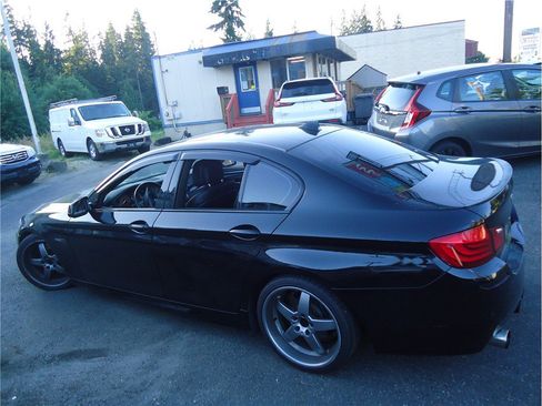Used 2013 BMW 535i xDrive Sedan AWD/4WD image 9