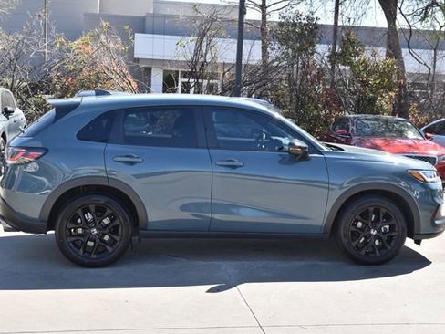 Used 2024 Honda HR-V Sport image 6