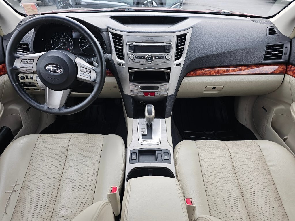 Used 2011 Subaru Outback 2.5i Limited AWD/4WD image 19