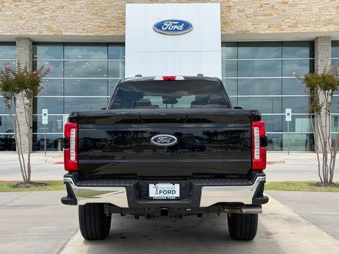 New 2026 Ford F250 Lariat w/ FX4 Off-Road Package AWD/4WD image 21
