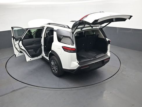 Used 2025 Nissan Pathfinder SV AWD/4WD image 55