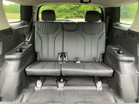 Used 2024 Hyundai Palisade Limited AWD/4WD image 43