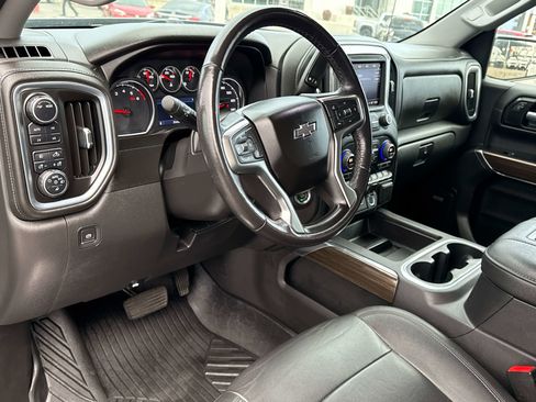 Used 2022 Chevrolet Silverado 1500 LT Trail Boss w/ Convenience Package II image 13